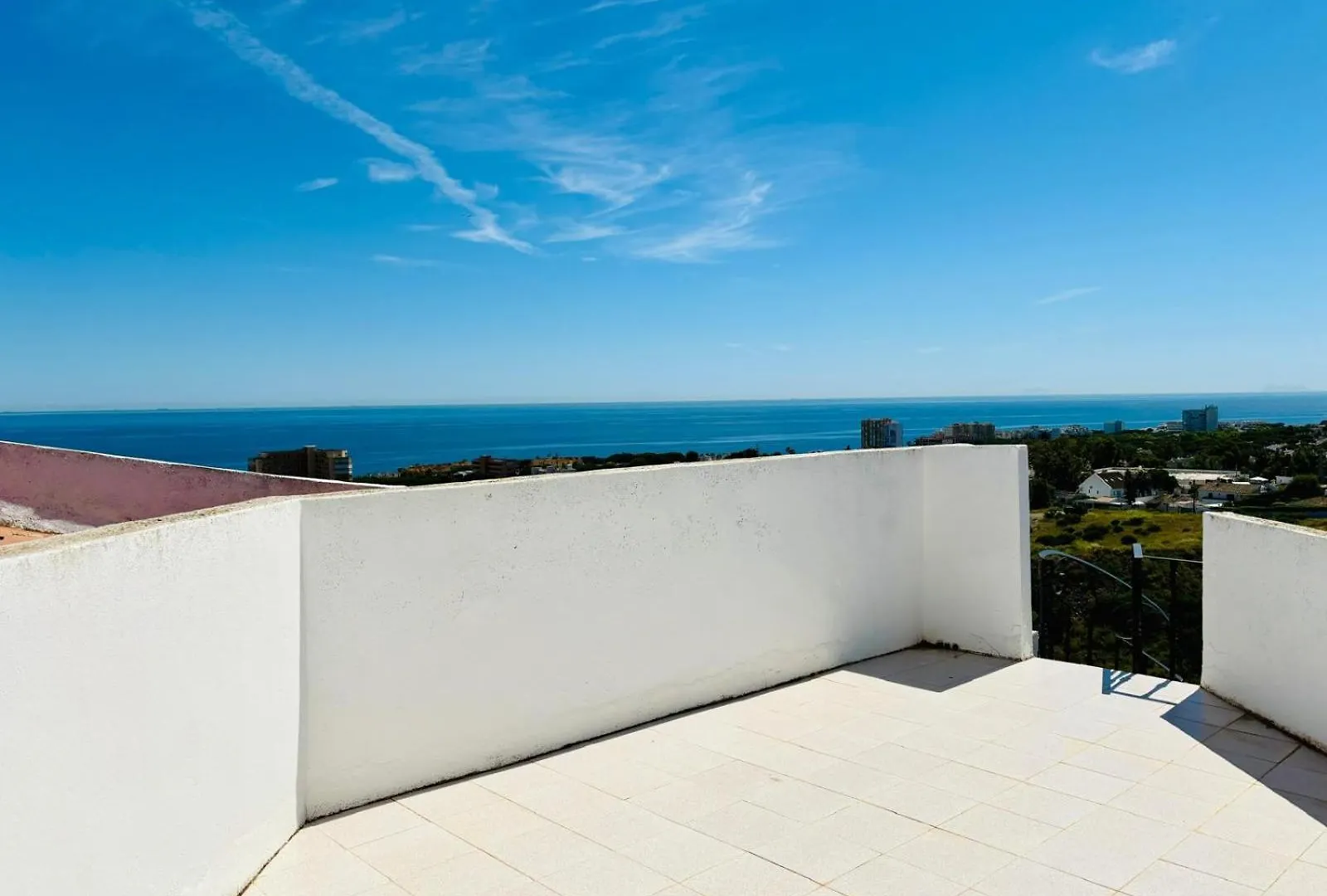 Two Bed, Two Bath Apartment With 360 Degree Sea Views With Balcony And Roof Terrace - Riviera, Mijas Costa İspanya
